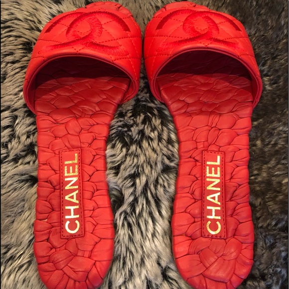 2018 Chanel Quilted Slide Sandals - Picture 3 of 6
